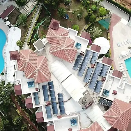 Charming Home With Shared Pool Near Beach In Alanya